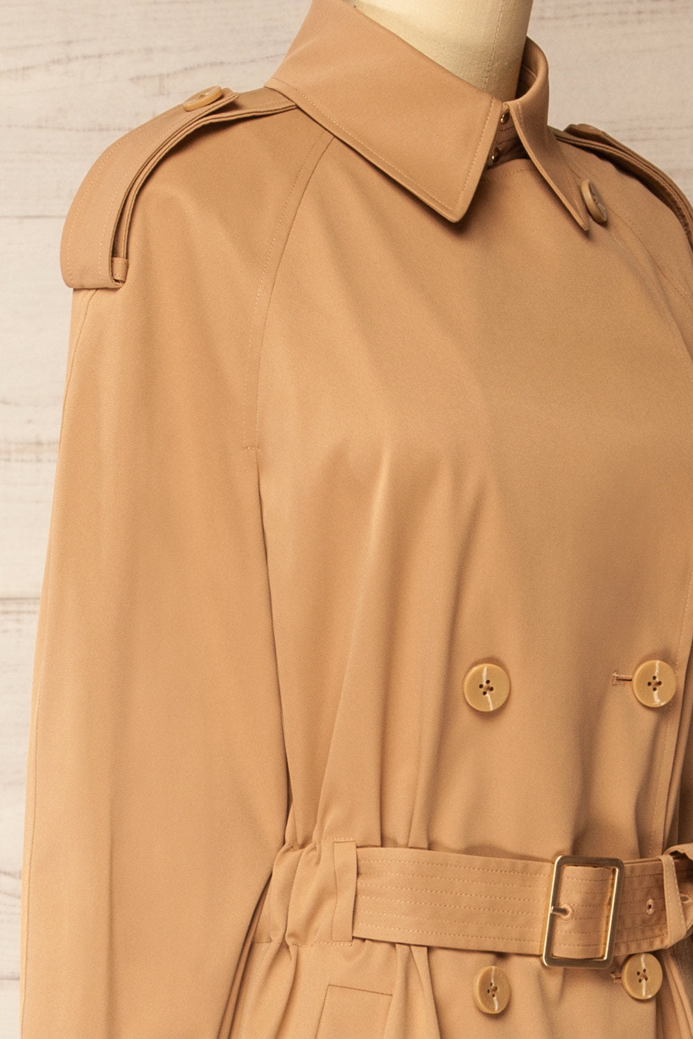 Beckie Long Beige Coat with Belt | La petite garçonne side close-up
