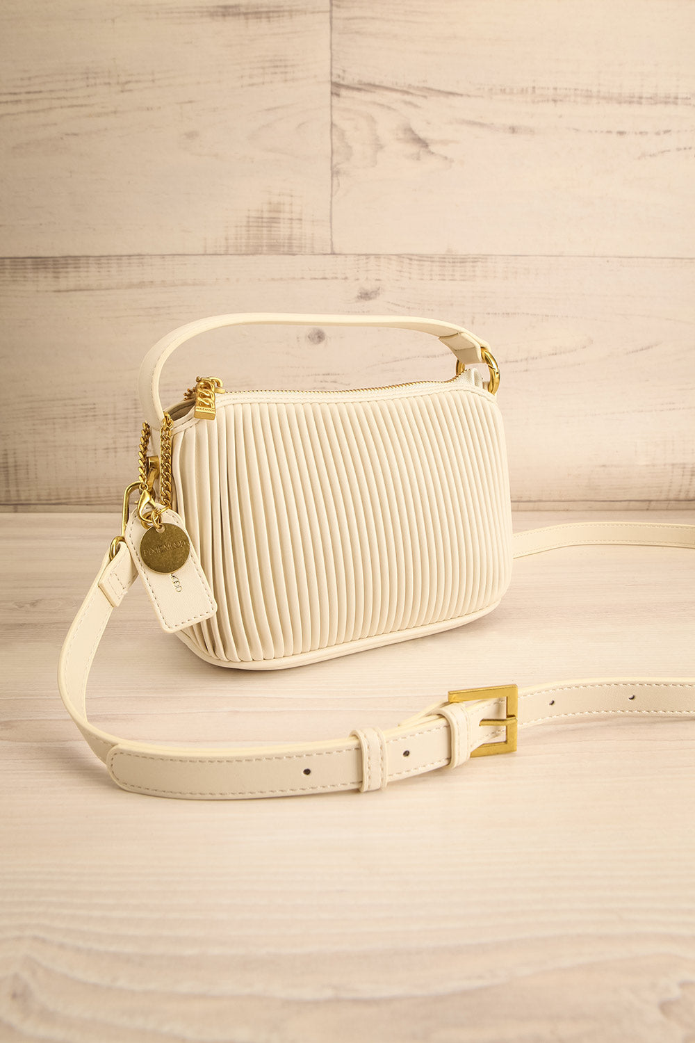 Bella Ivory Vegan Leather Pleated Handbag | La petite garçonne side view