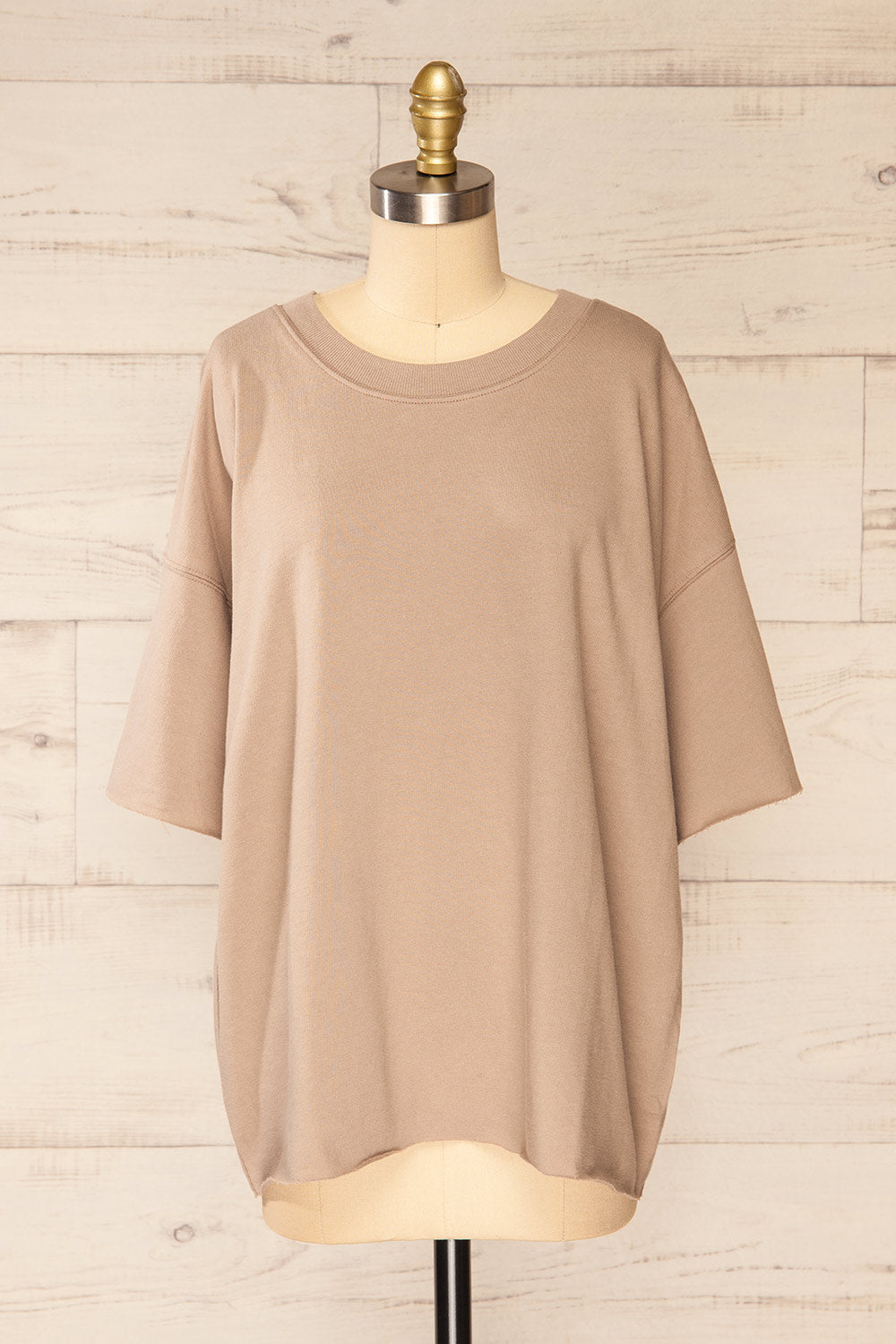Berlin Taupe Oversized T-Shirt | La petite garçonne front view