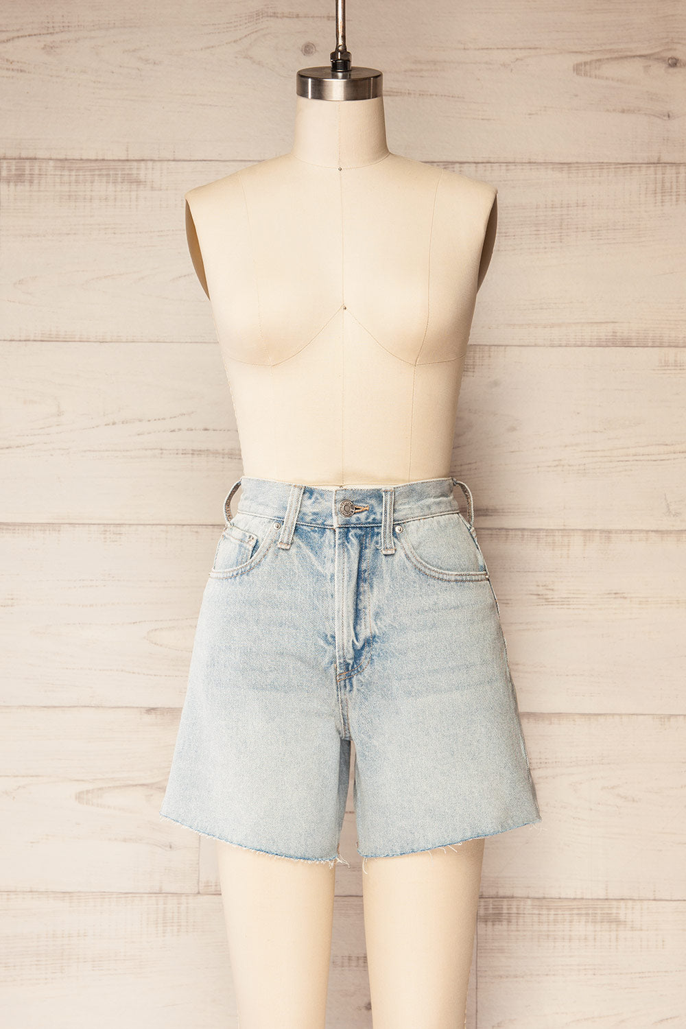 Bhopal High-Waisted Blue Denim Shorts | La petite garçonne front view