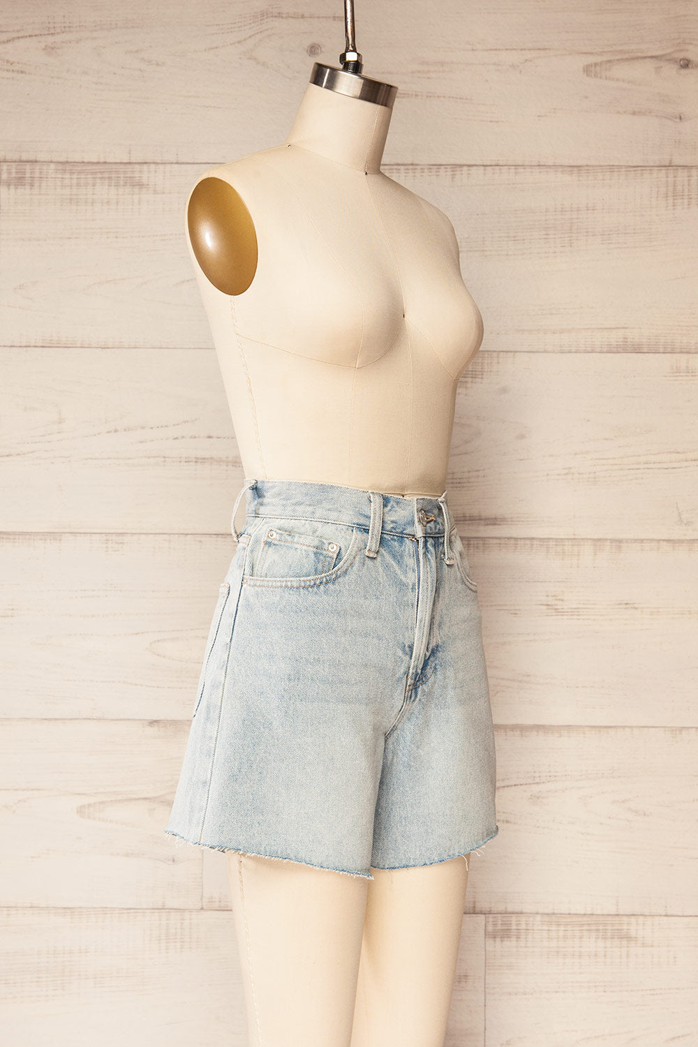 Bhopal High-Waisted Blue Denim Shorts | La petite garçonne side view