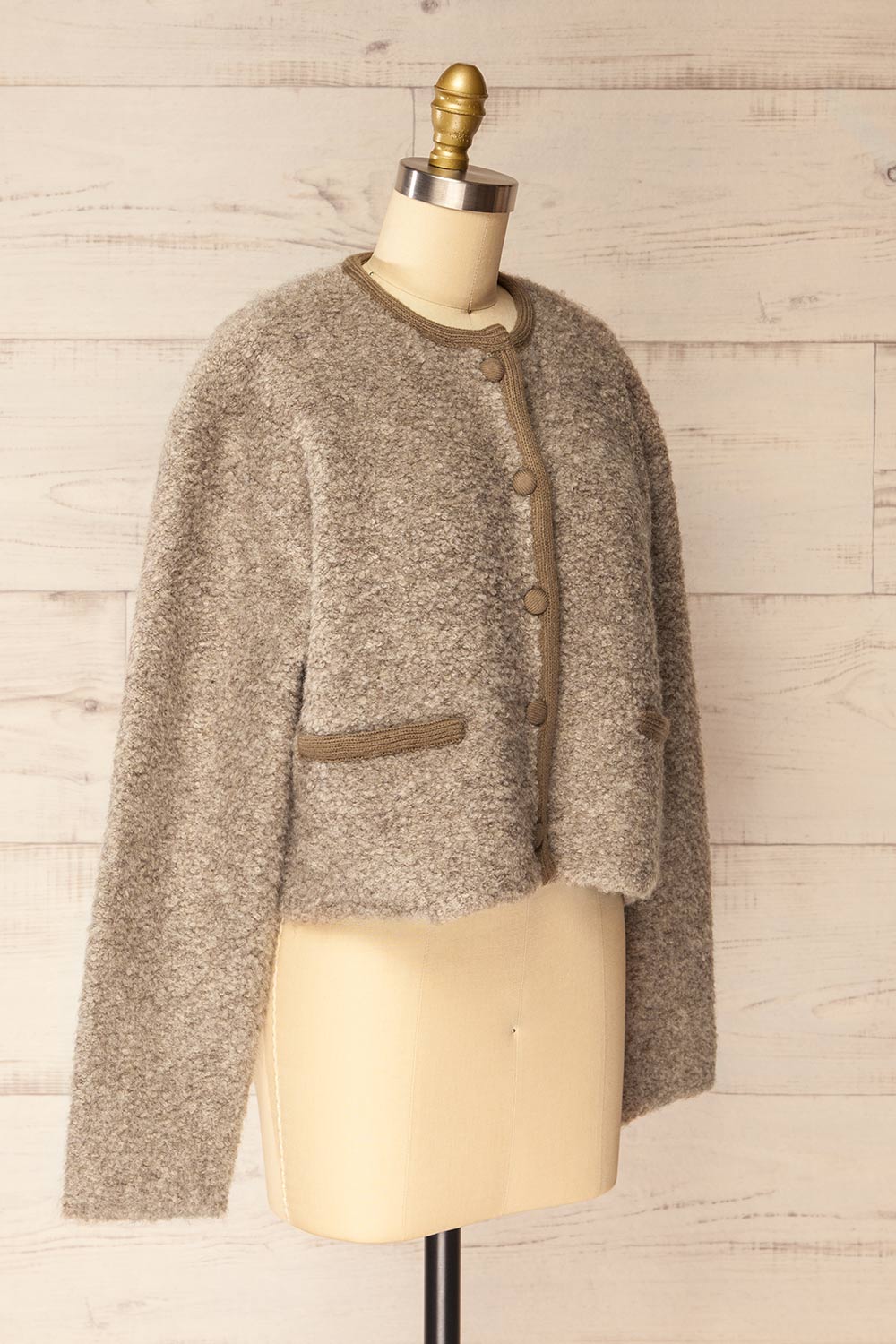 Bikaner Short Fuzzy Brown Cardigan | La petite garçonne side