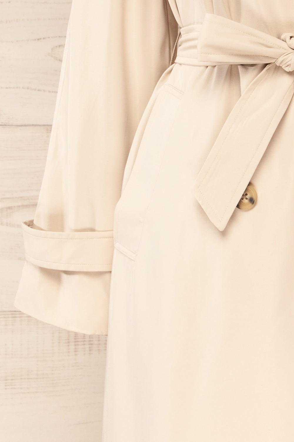 Bilimora Beige Trench Coat w/ Belt | La petite garçonne sleeve