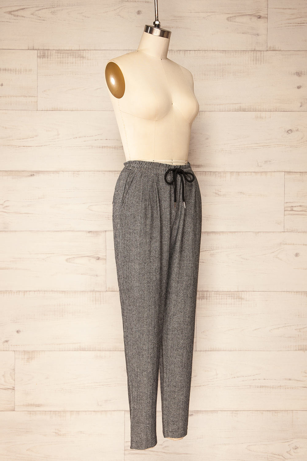 Bologne Black High-Waisted Straight Leg Chevron Pants | La petite garçonne side view