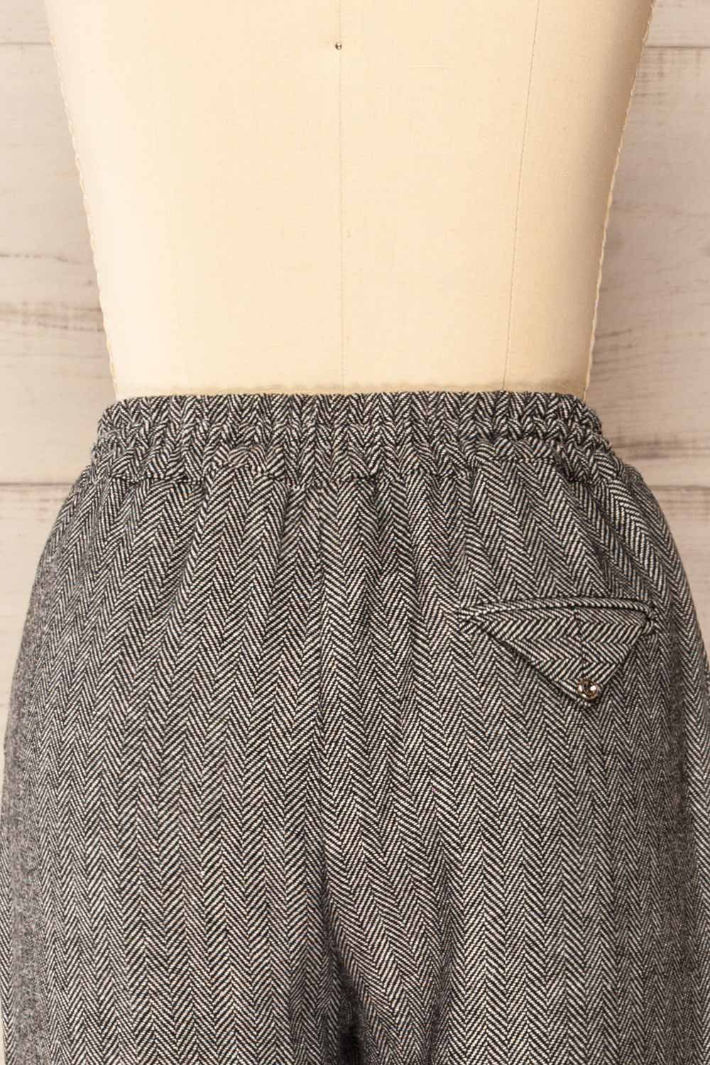Bologne Black High-Waisted Straight Leg Chevron Pants | La petite garçonne back close-up