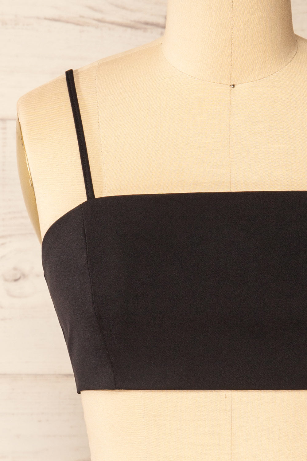 Borvieu Black Crop Top w/ Elastic Back | La petite garçonne front close-up