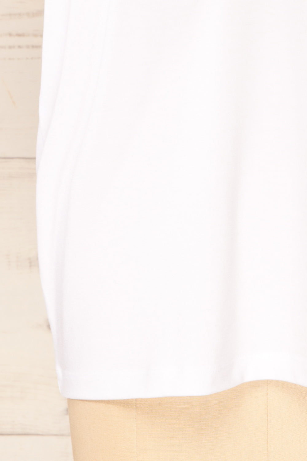 Bossugan White Round Neck T-Shirt | La petite garçonne bottom