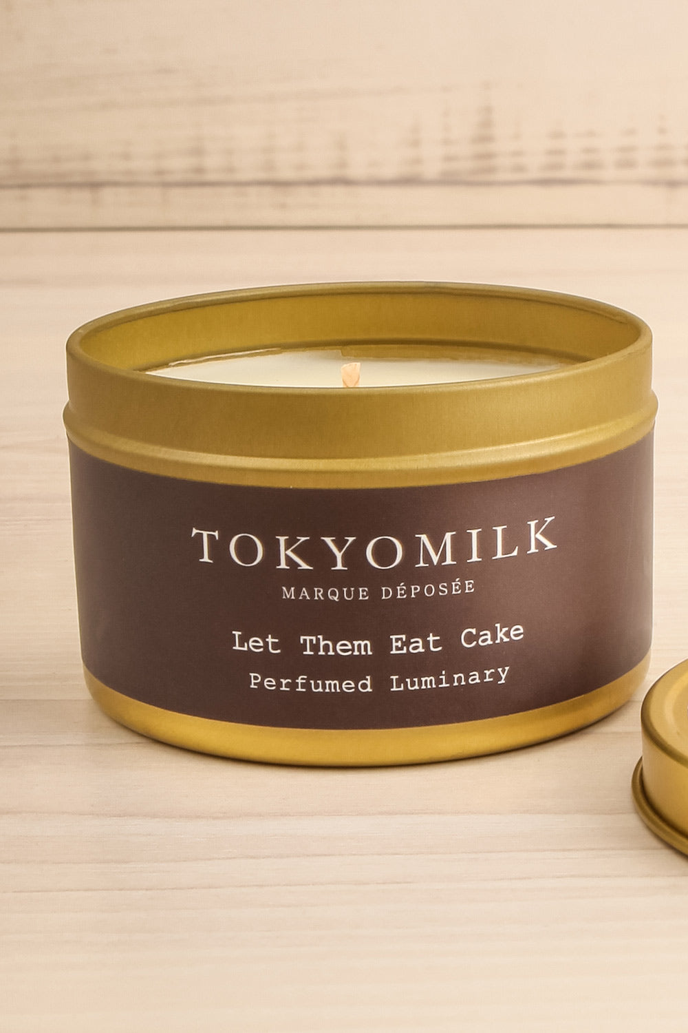 Let them Eat Cake Candle | Maison garçonne open close-up