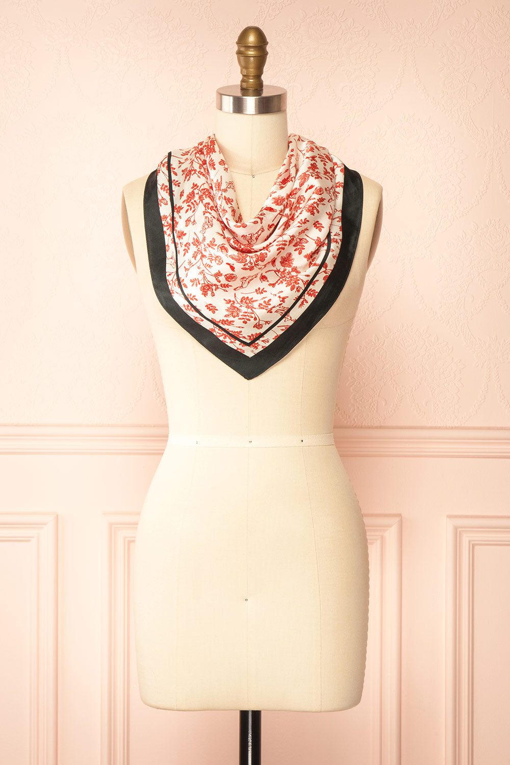 Boussole Squared Scarf with Floral Pattern | Boutique 1861 middle view