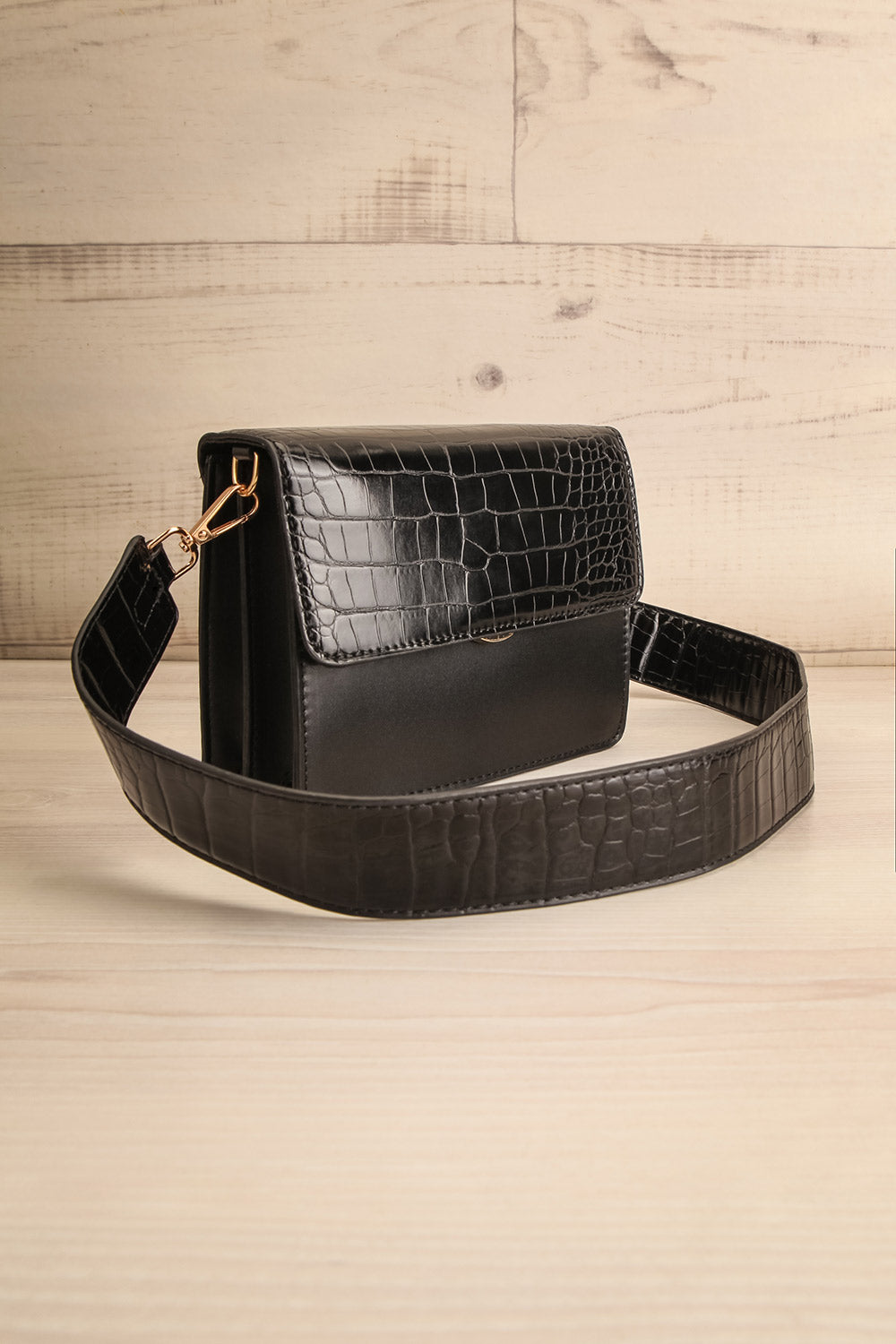 Brazzaville Black Half-Croc Crossbody Bag | La petite garçonne side view