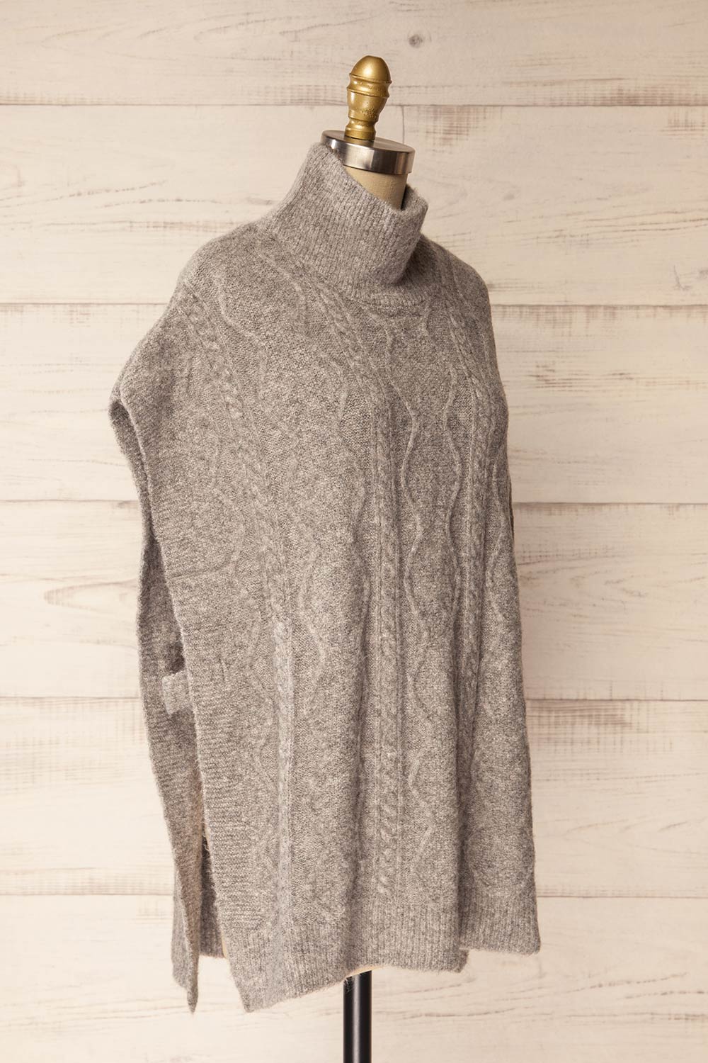 Brehat Grey Knit Poncho | La petite garçonne side view