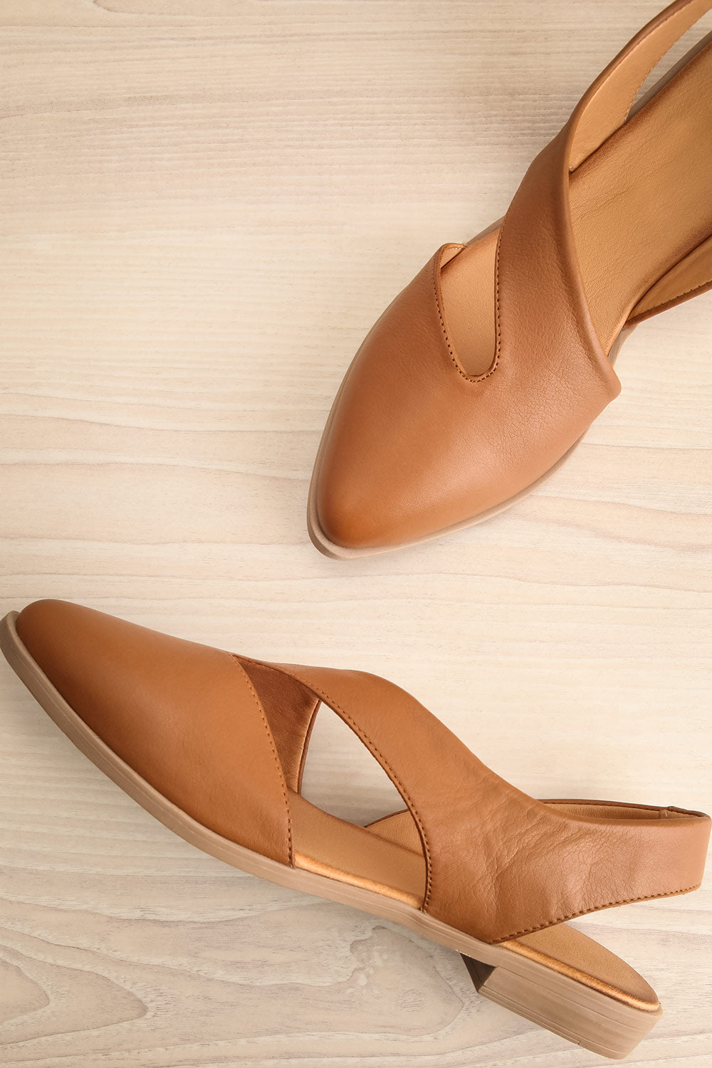 Bruca Brown Pointed Toe Asymmetrical Flats | La petite garçonne flat view