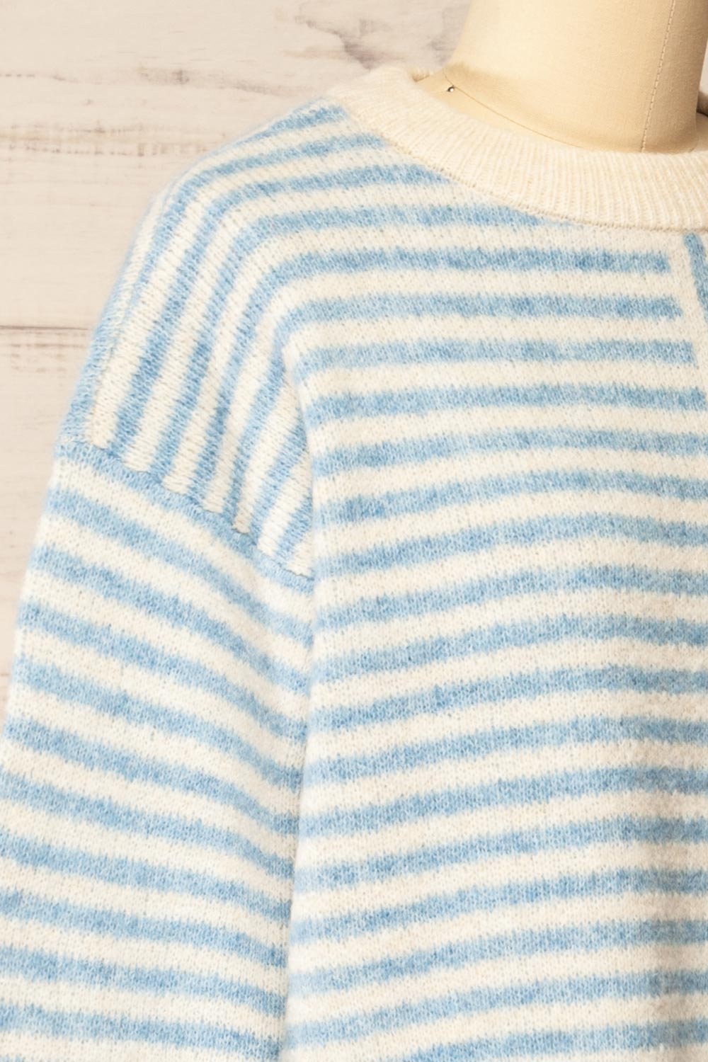 Burbank Blue Ivory Knit Sweater w/ Stripes | La petite garçonne side close-up