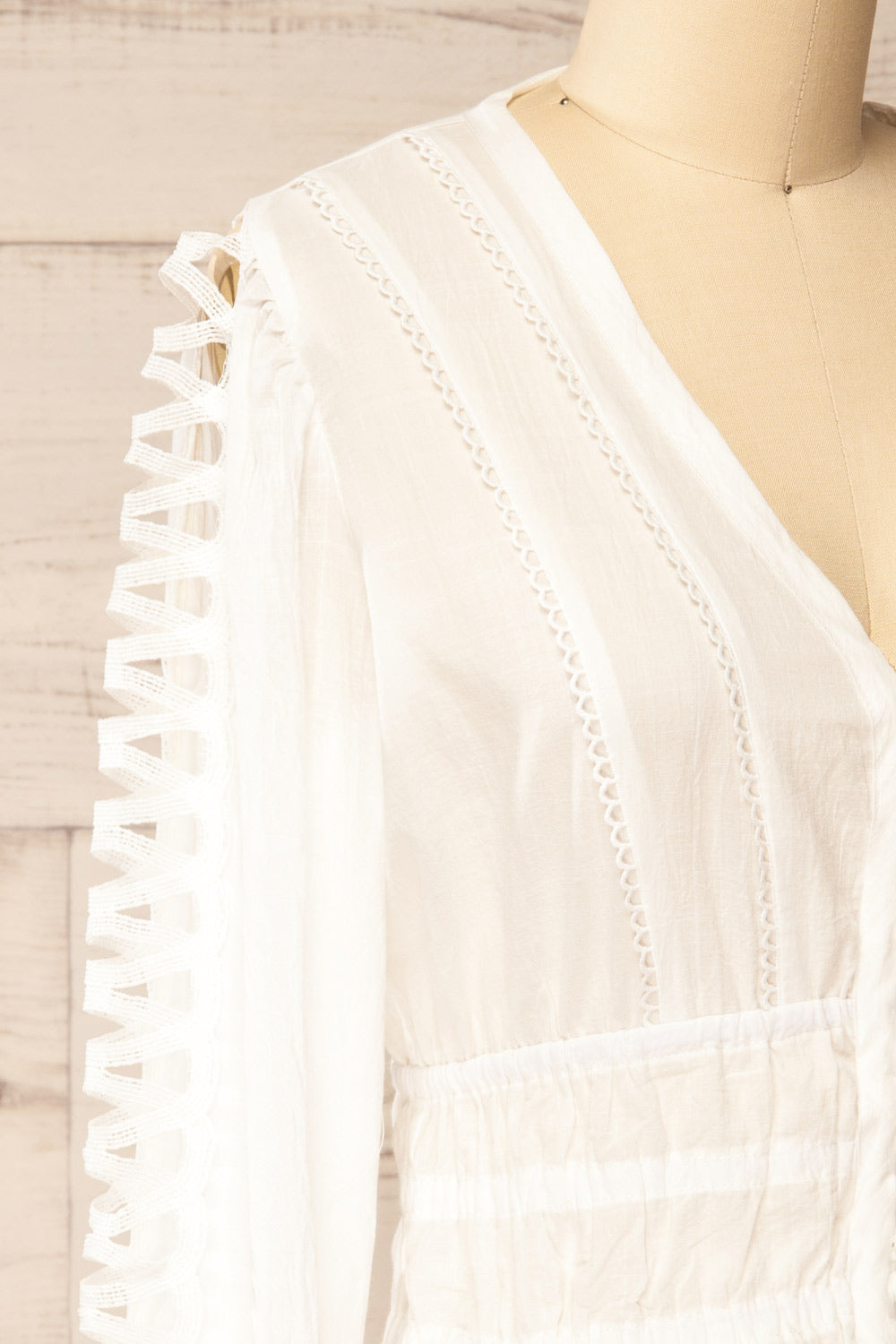 Burlington White Blouse w/ Long Sleeves | La petite garçonne side