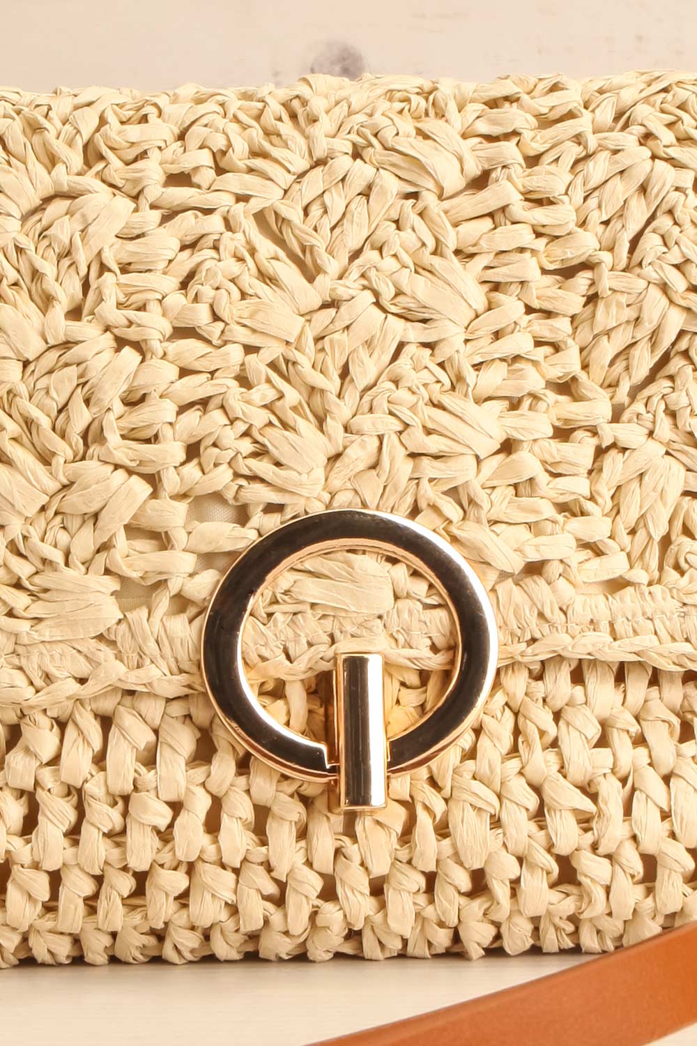 Cabecou Small Straw Crossbody Bag | La petit garçonne front close-up