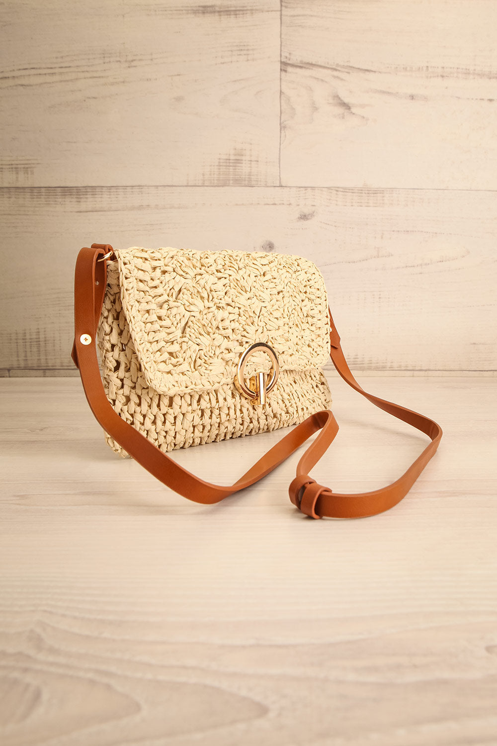 Cabecou Small Straw Crossbody Bag | La petit garçonne side view