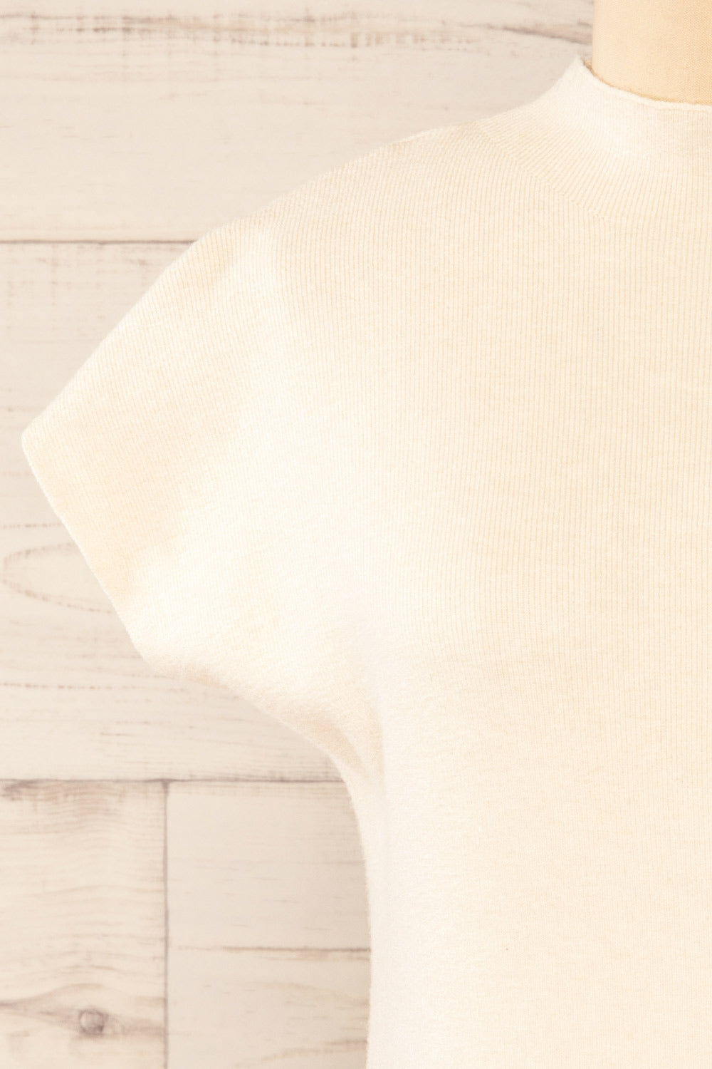 Cagliari Ivory Short Sleeve Rib Knit Top | La petite garçonne front close-up