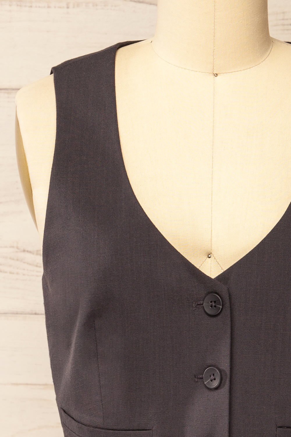 Callum Grey Tailored Vest | La petite garçonne front