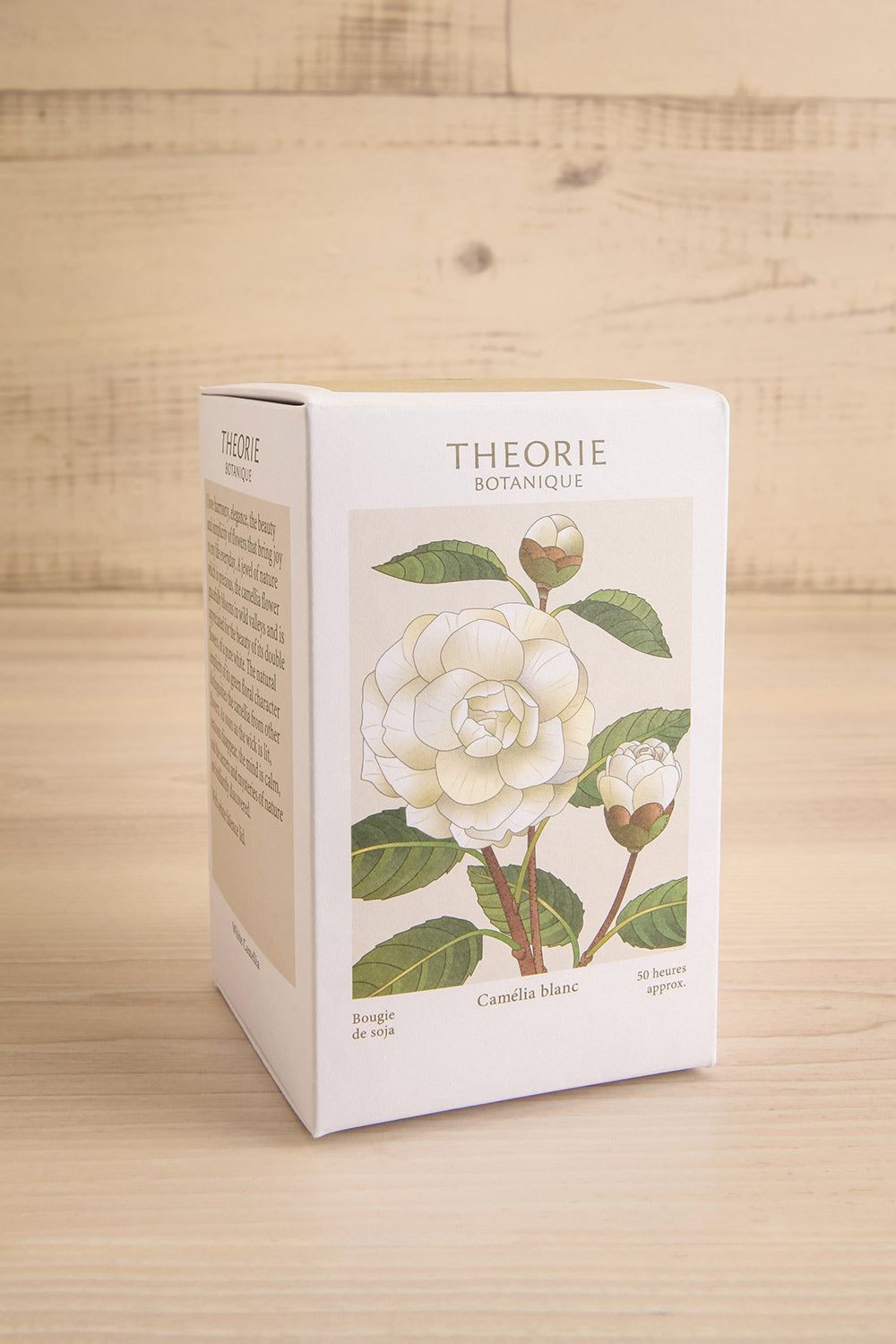 White Camellia Candle by Theorie Botanique | Maison garçonne box