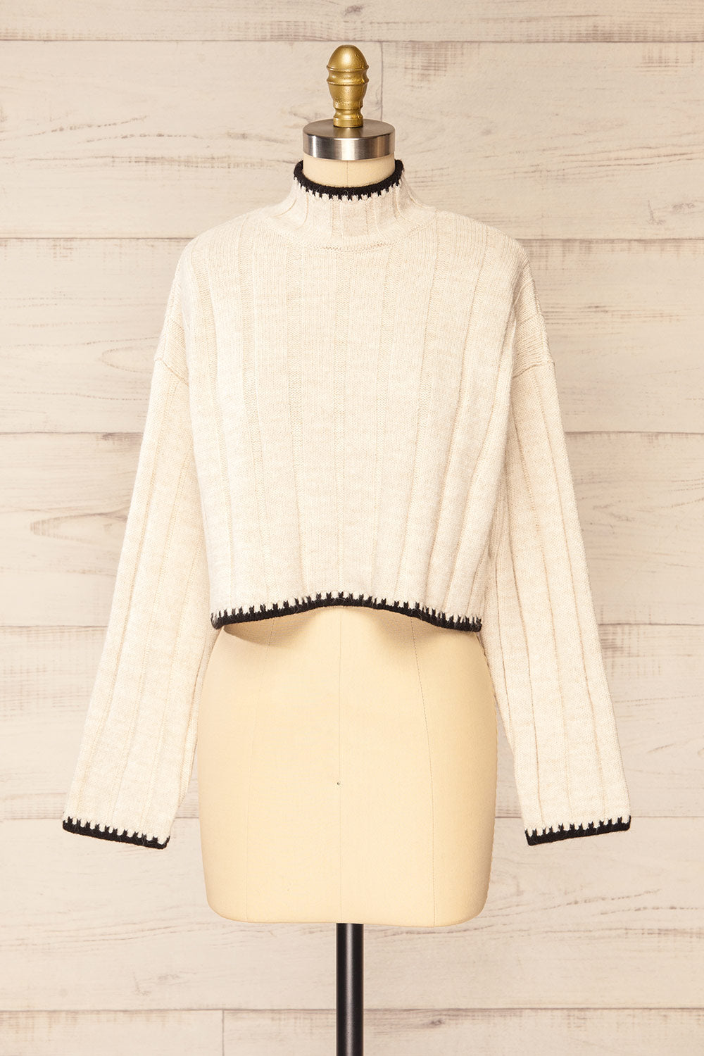 Capellen Cropped Beige Knit Sweater | La petite garçonne front view