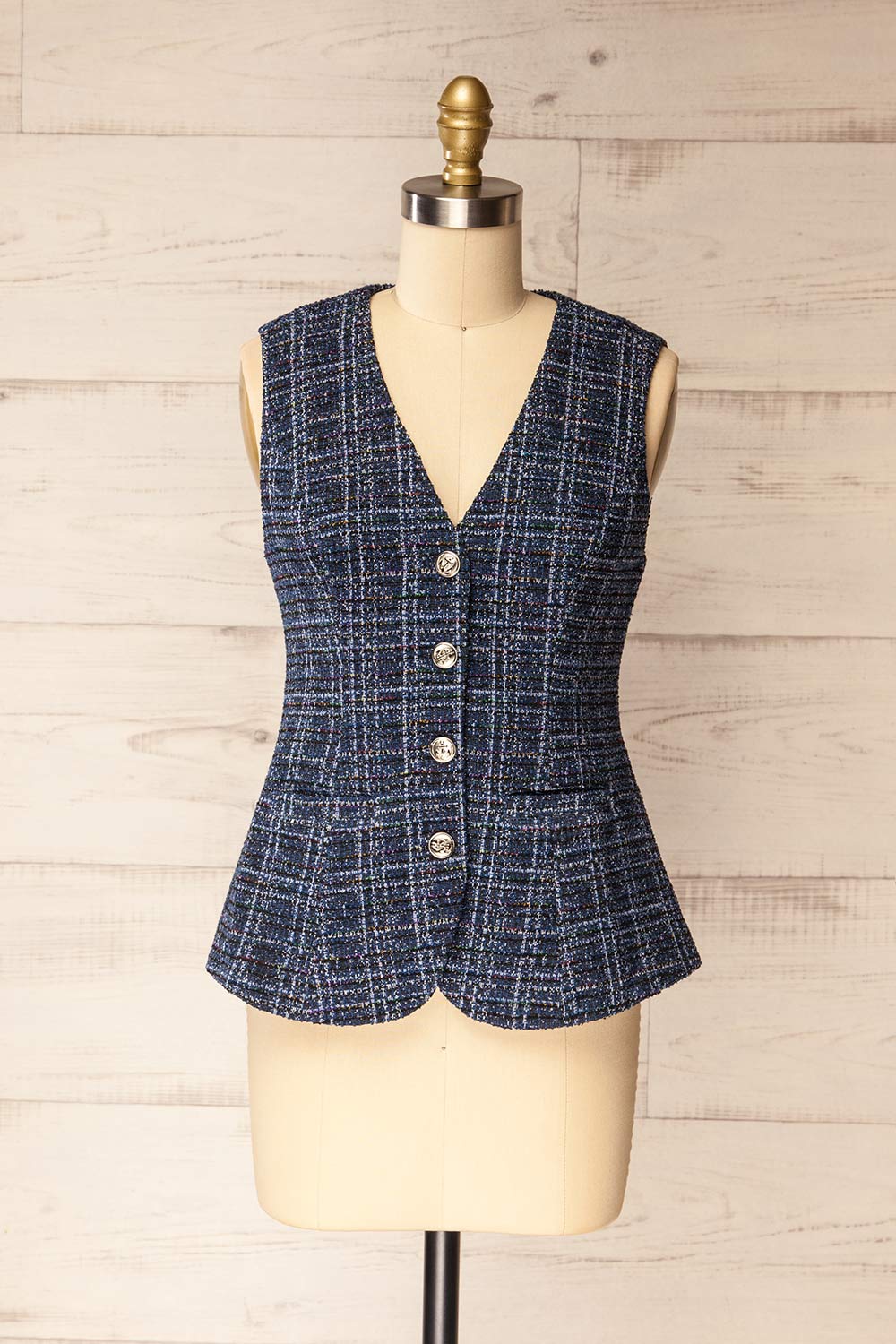 front view of sewing mannequin wearing Cascina Sleeveless Sparkling Tweed Blazer from La petite garçonne