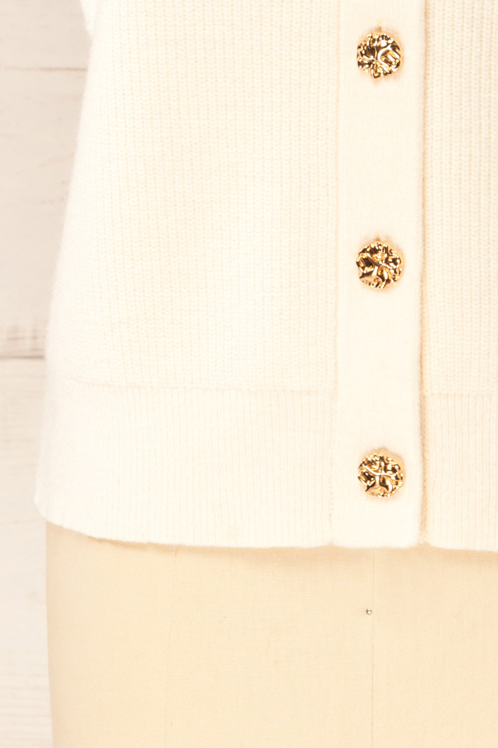 Castelo Ivory Sleeveless Knit Vest | La petite garçonne bottom