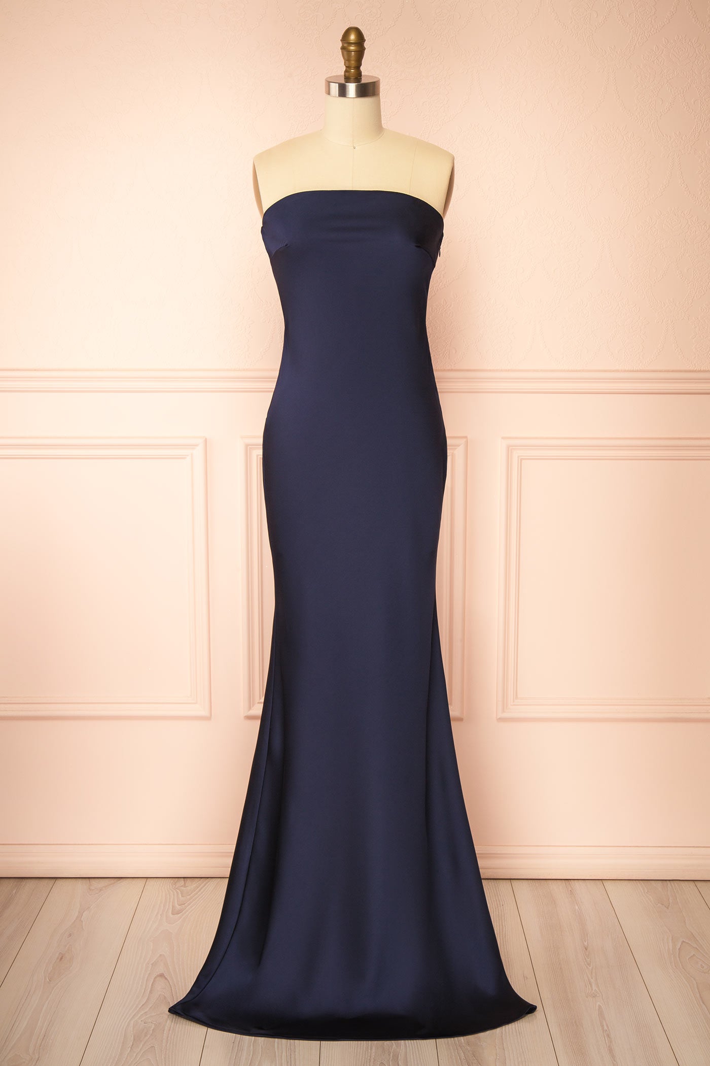 Cathleen Marine | Robe Maxi Ajustée Sans Bretelles en Satin