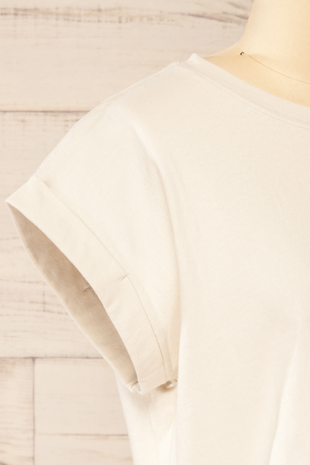Cheddington Ivory Cropped T-Shirt | La petite garçonne  side