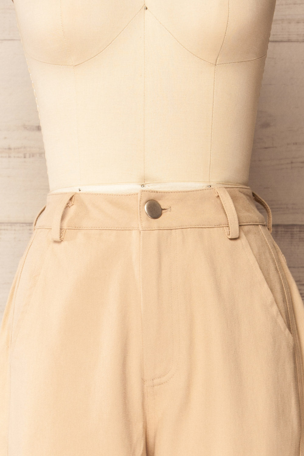 Chutanga Wide Leg High-Waisted Beige Pants | La petite garçonne front