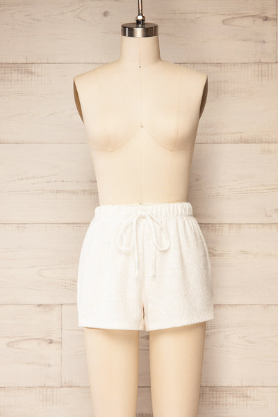 Cielo Fuzzy Ribbed Ivory Pyjama Shorts | La petite garçonne front view