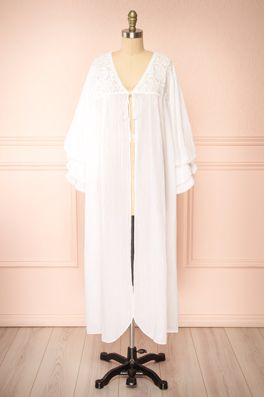 Cindy White Long-Sleeved Dressing Gown | Boutique 1861 front view