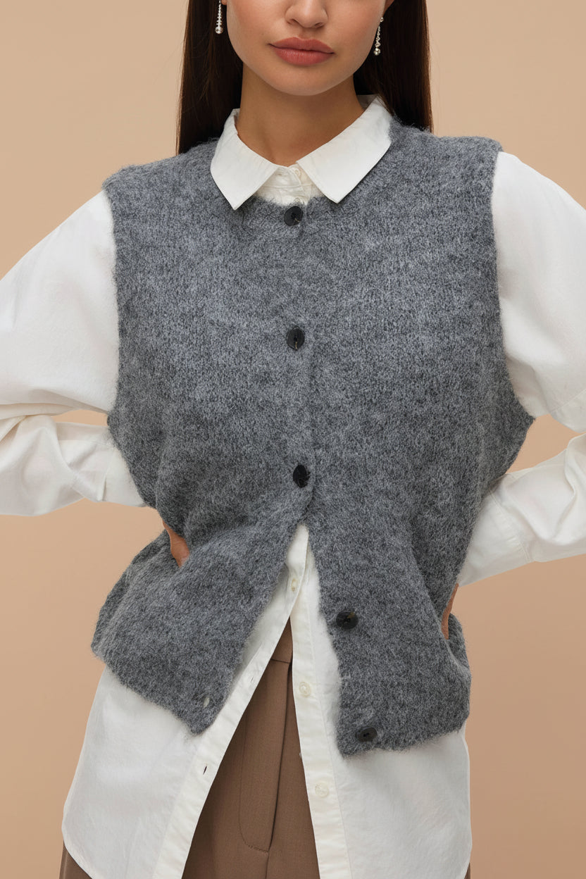 Cobar Grey Fluffy Knitted Button-Up Vest | La petite garçonne model
