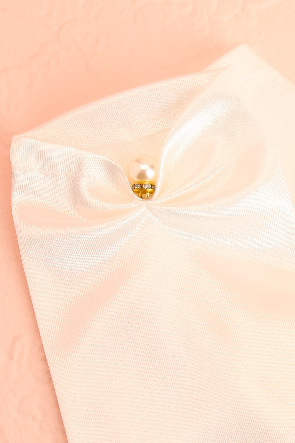 Compagne White Satin Short Gloves with Pearls | Boudoir 1861 close-up