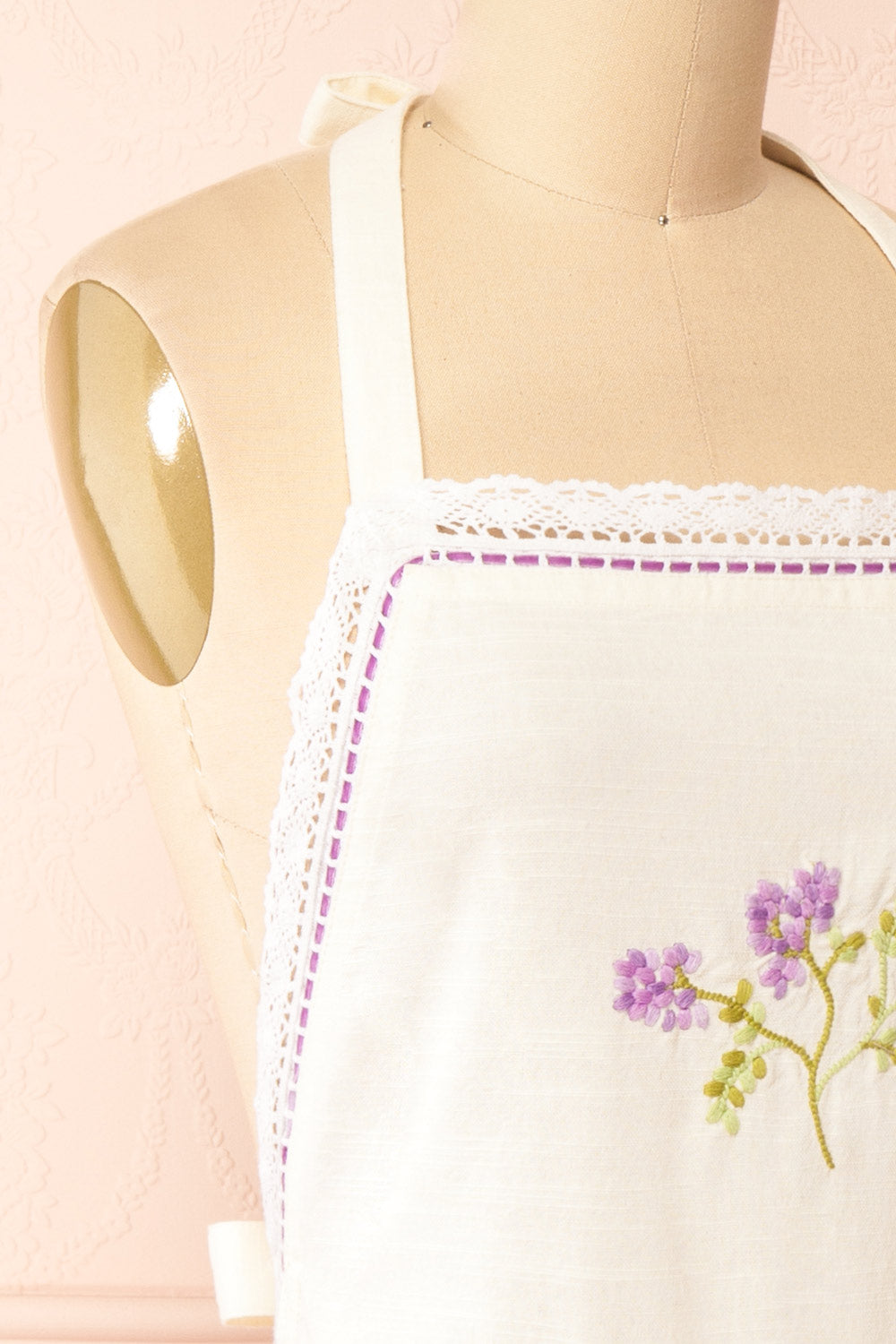 Cornwall White Apron with Embroidered Lavender | Boutique 1861 side close-up