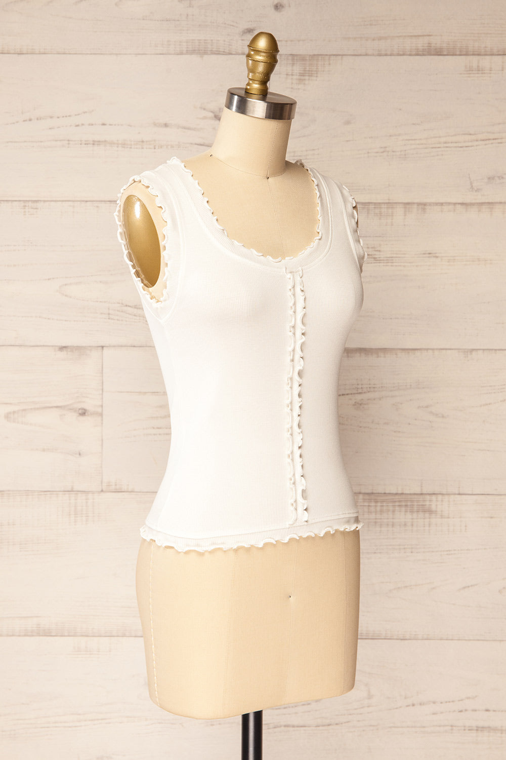 Couvin Ribbed Ivory Tank Top | La petite garçonne side view