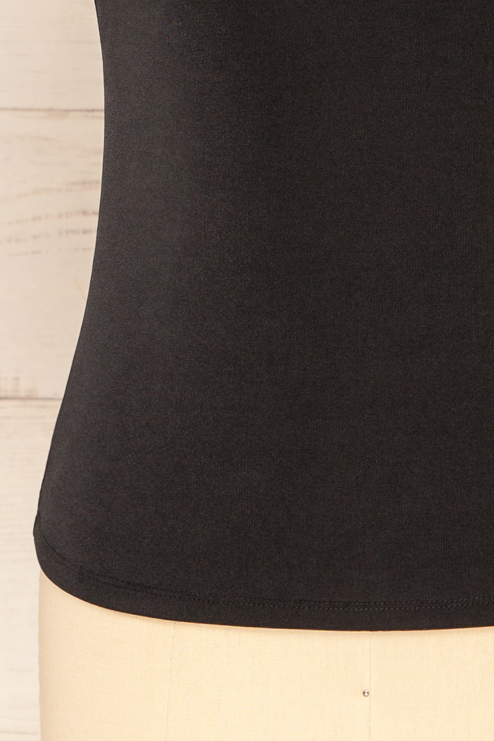 Cubral Sleeveless Black Top | La petite garçonne bottom