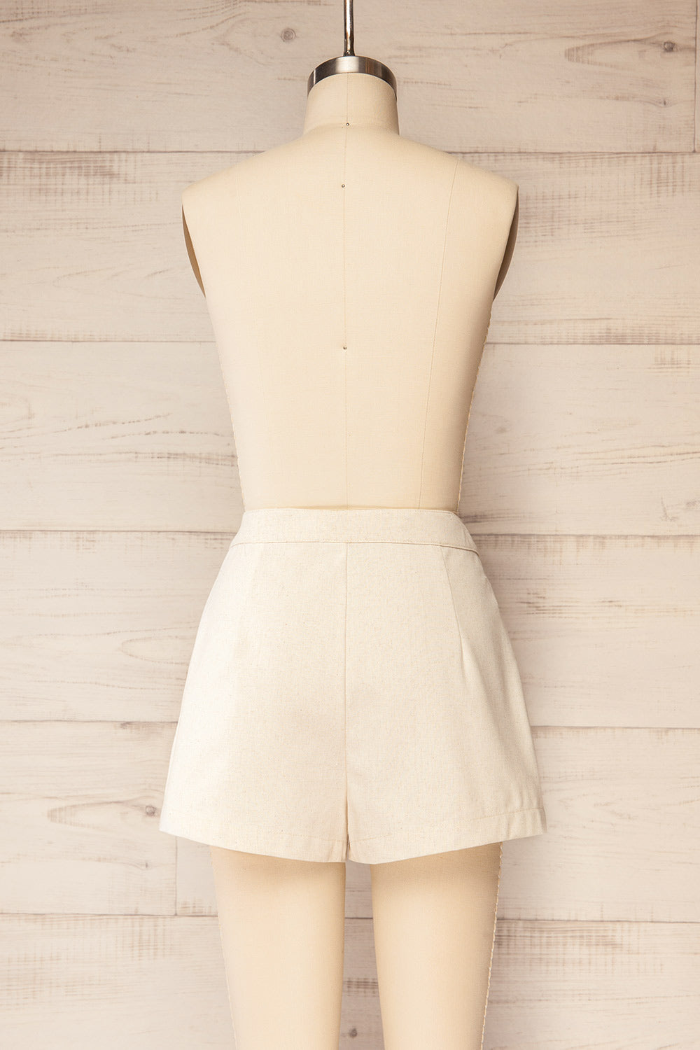 Cuiaba Beige Mid-Waisted Shorts with Pockets | La petite garçonne back view