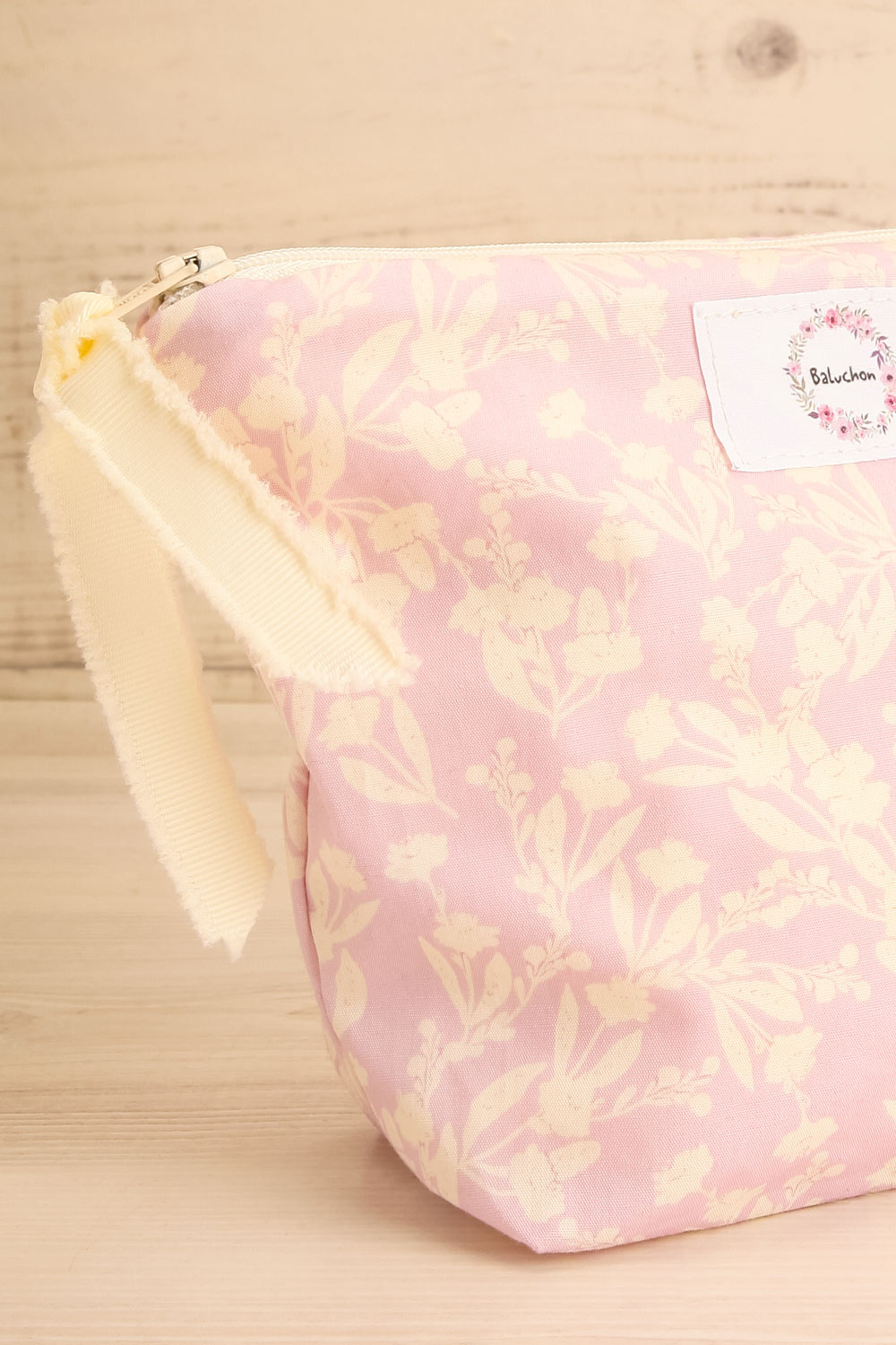 Cygne Floral Cosmetic Bag | Maison garçonne side