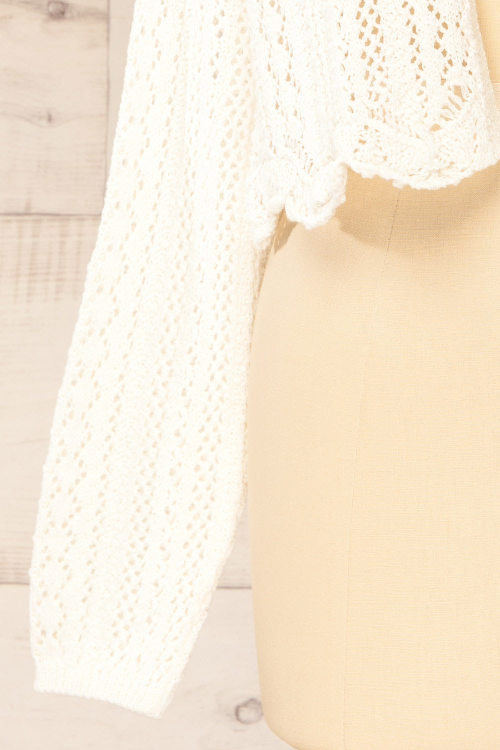 Dalian Crochet Ivory Cardigan | La petite garçonne bottom