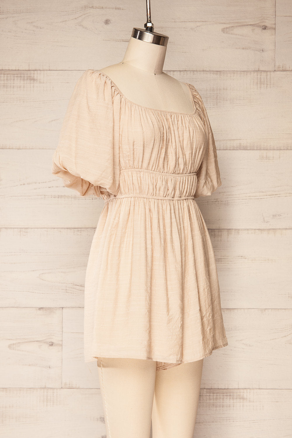 Damascus Beige Short Romper w/ Puffy Sleeves | La petite garçonne side view