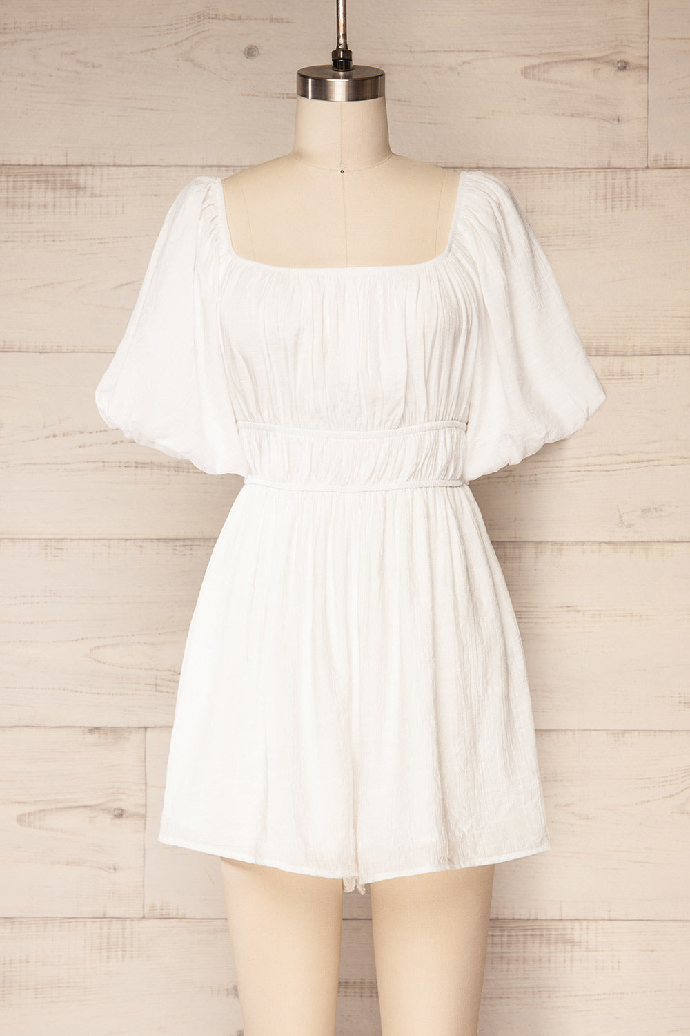Damascus Ivory Short Romper w/ Puffy Sleeves | La petite garçonne front view