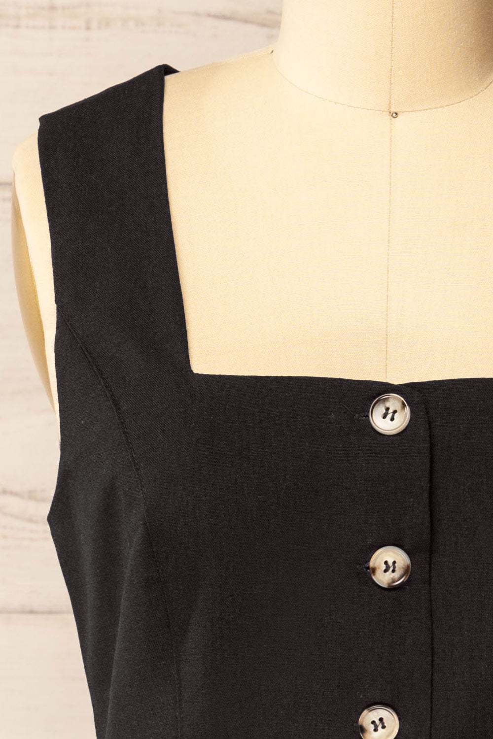 Danda Black Longline Button-Down Vest Top | La petite garçonne front