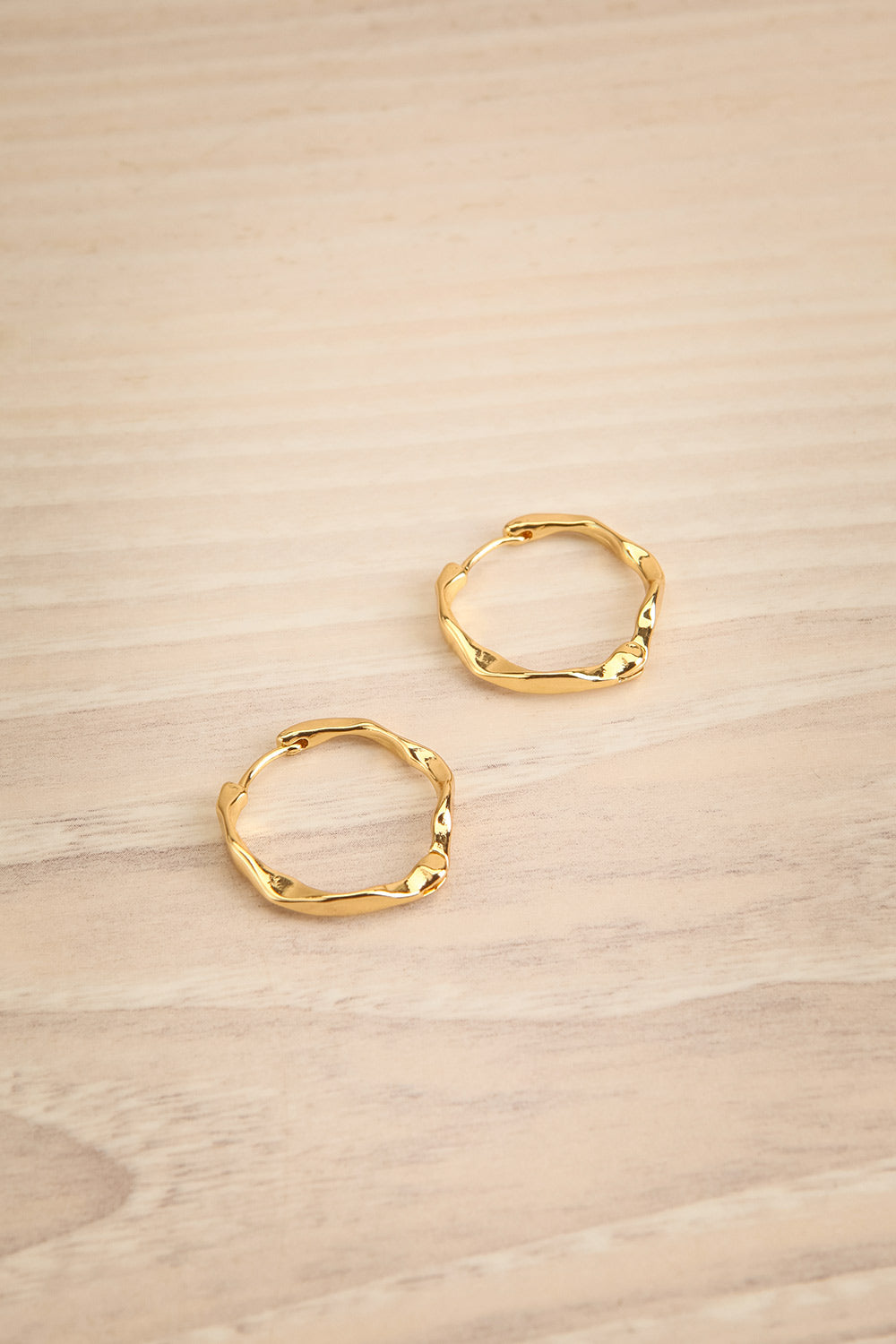 Dawna Gold Organic Gold-Plated Hoops | La petite garçonne flat