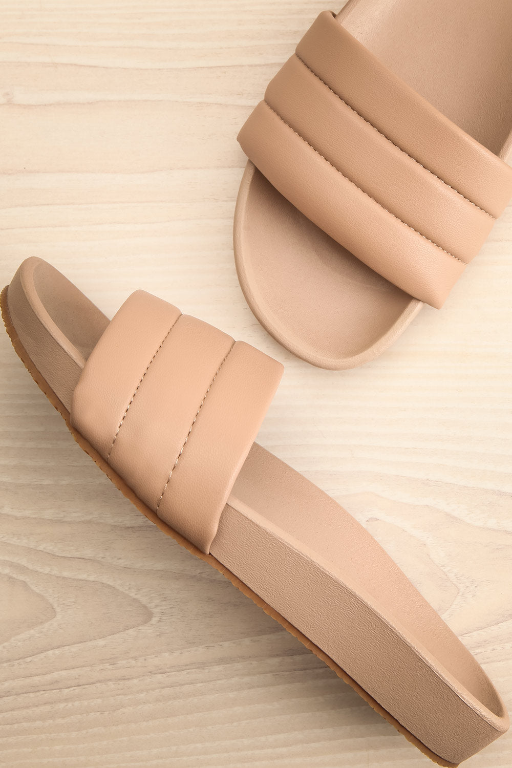 Dawtty | Brown Slide Sandals | La petite garçonne flat view