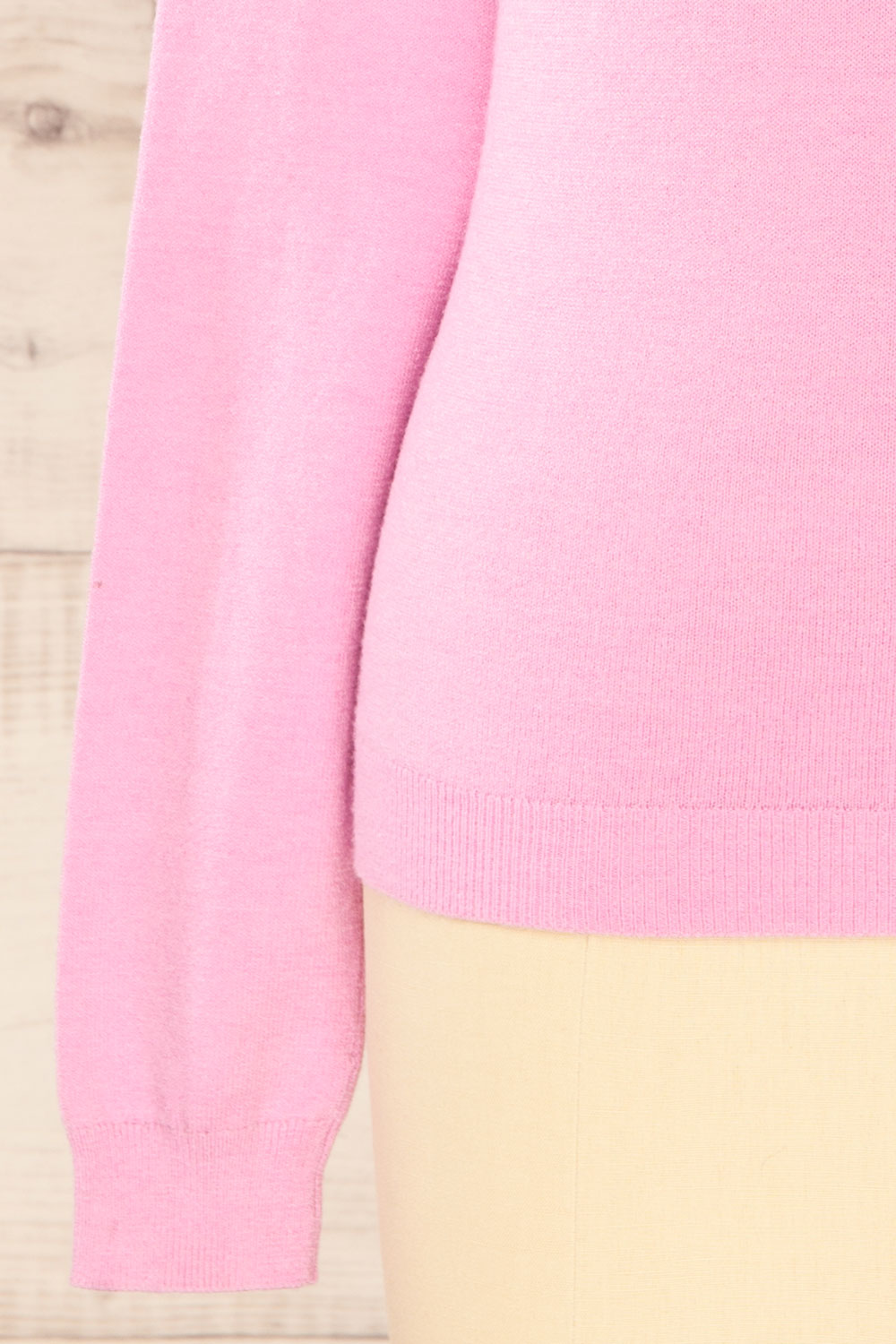 Derby Pink Knit Turtleneck w/ Long Sleeves | La petite garçonne sleeve