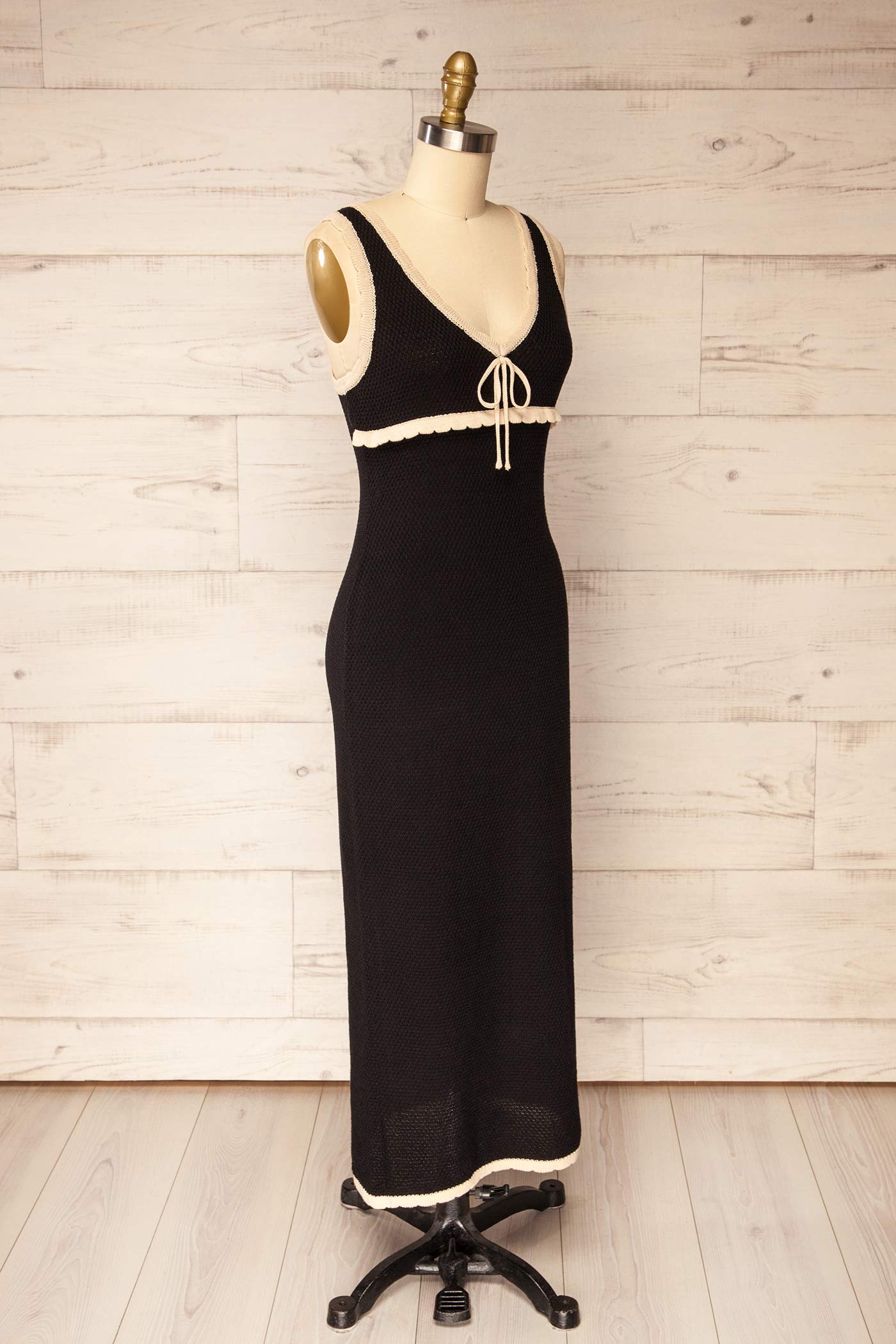 Dhuburi Black Knit Midi Dress with Contrast Scalloped Trim | La petite garçonne side