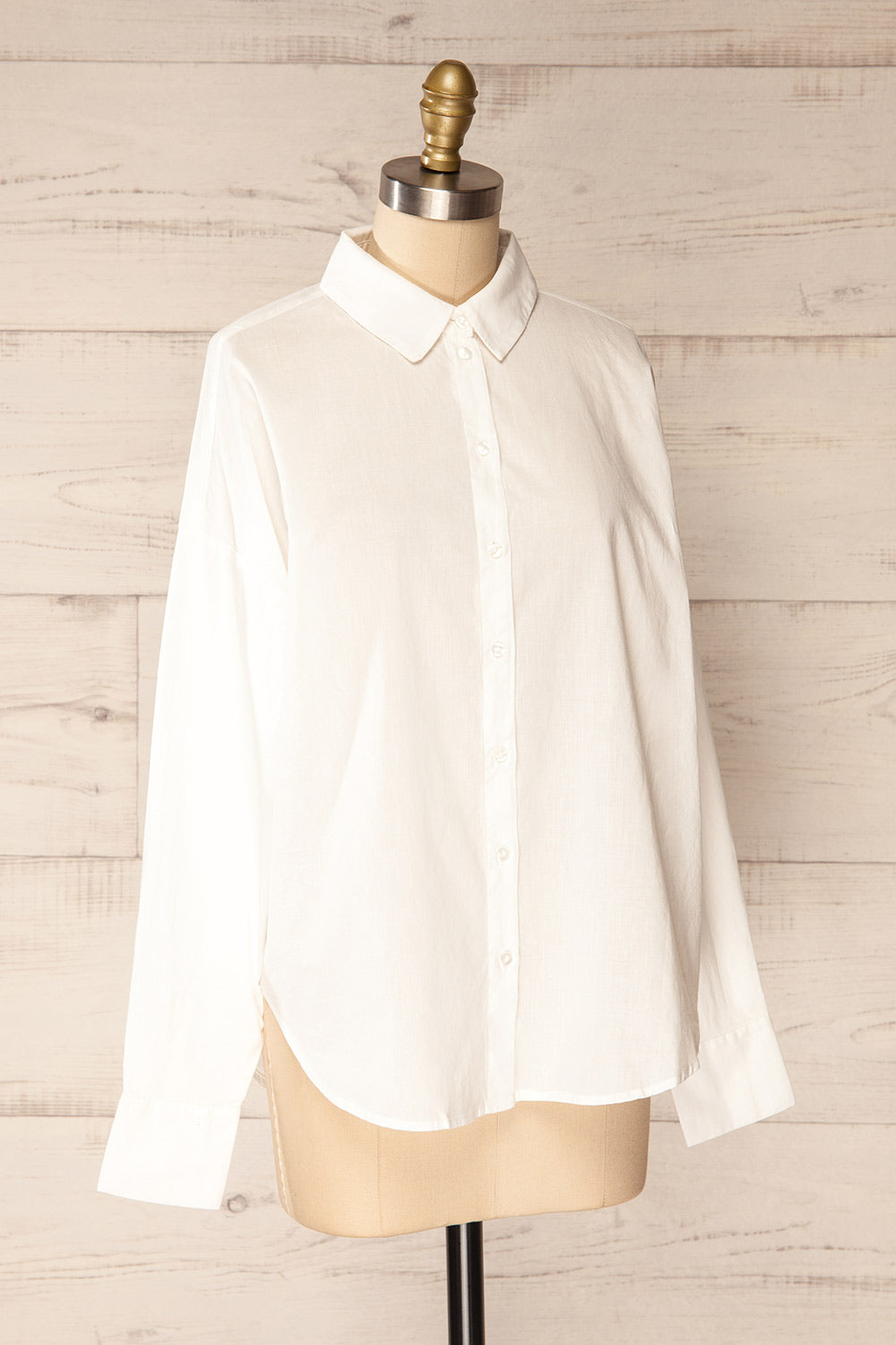 Dodoma White Oversized Button-Up Shirt | La petite garçonne side view