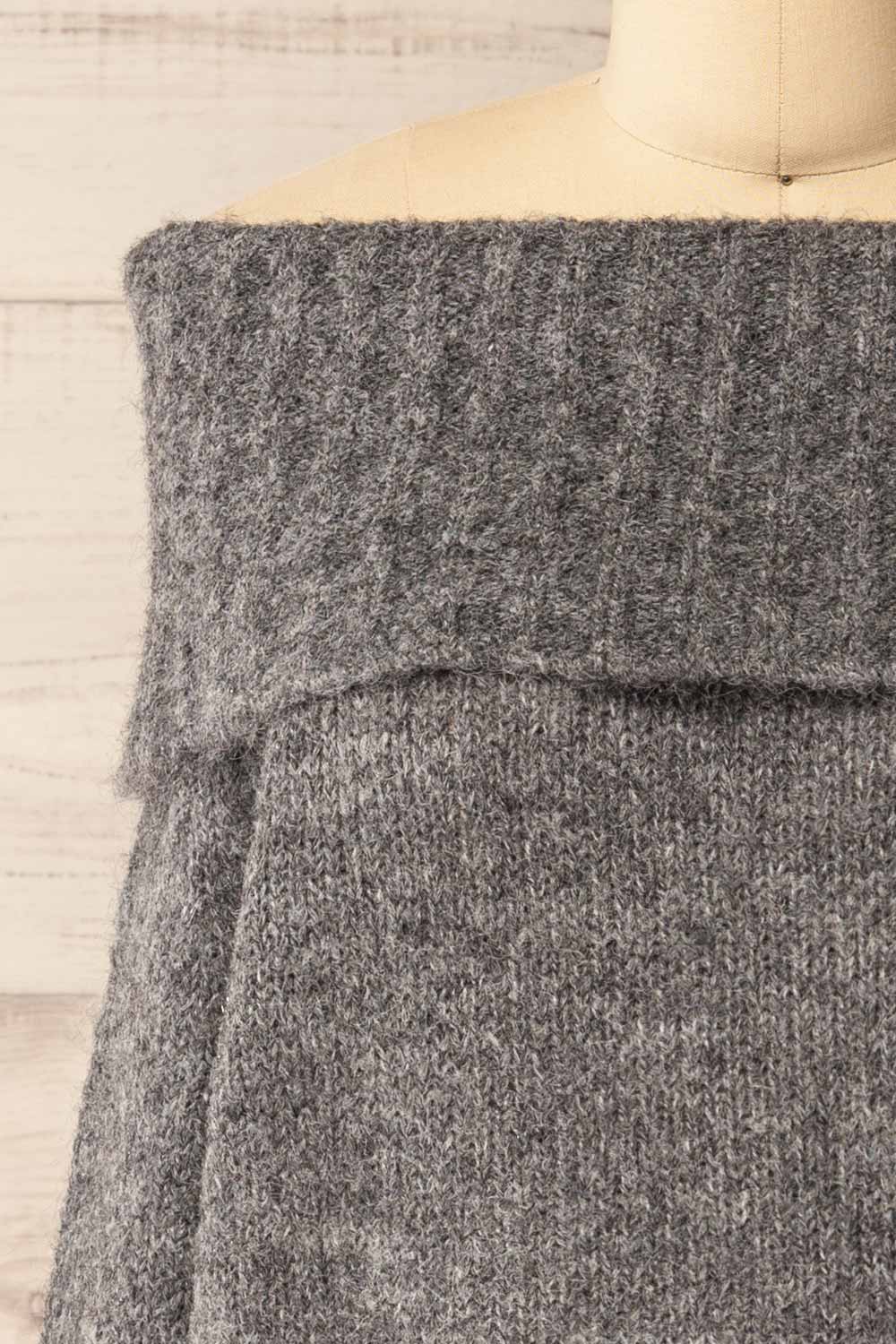 Edfou Grey Oversized Off-Shoulder Sweater | La petite garçonne front