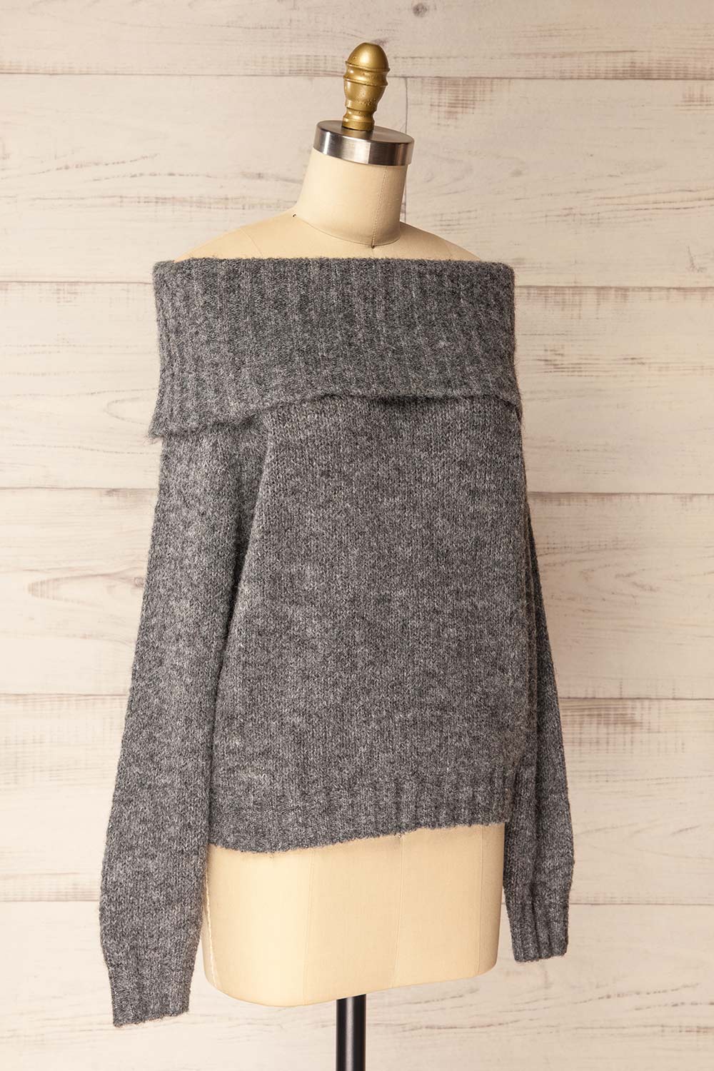 Edfou Grey Oversized Off-Shoulder Sweater | La petite garçonne side view