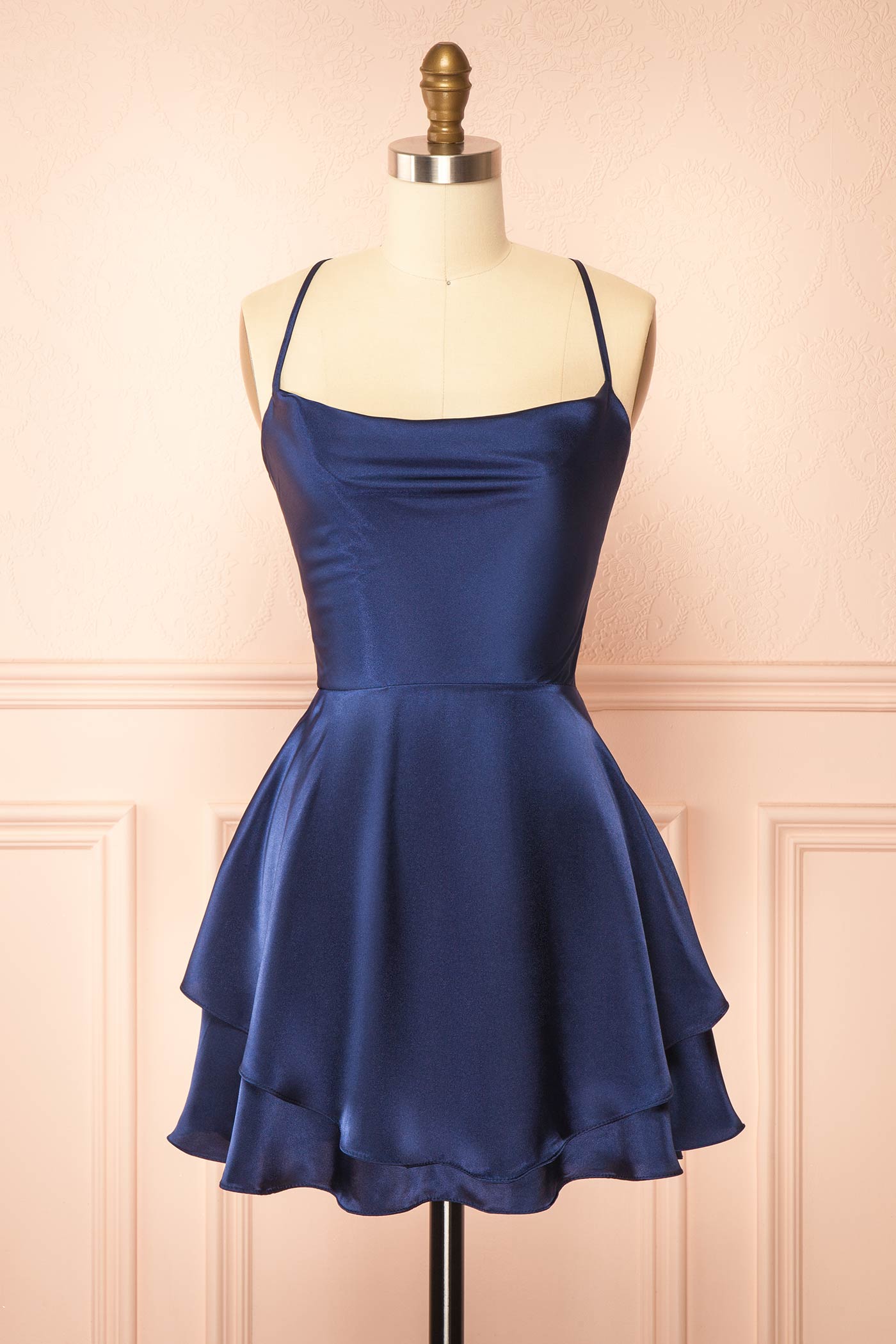 Ellya Marine | Robe Courte en Satin à Lacets au Dos